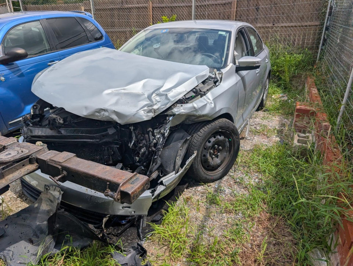 2014 Volkswagen Jetta - Title Surrendered