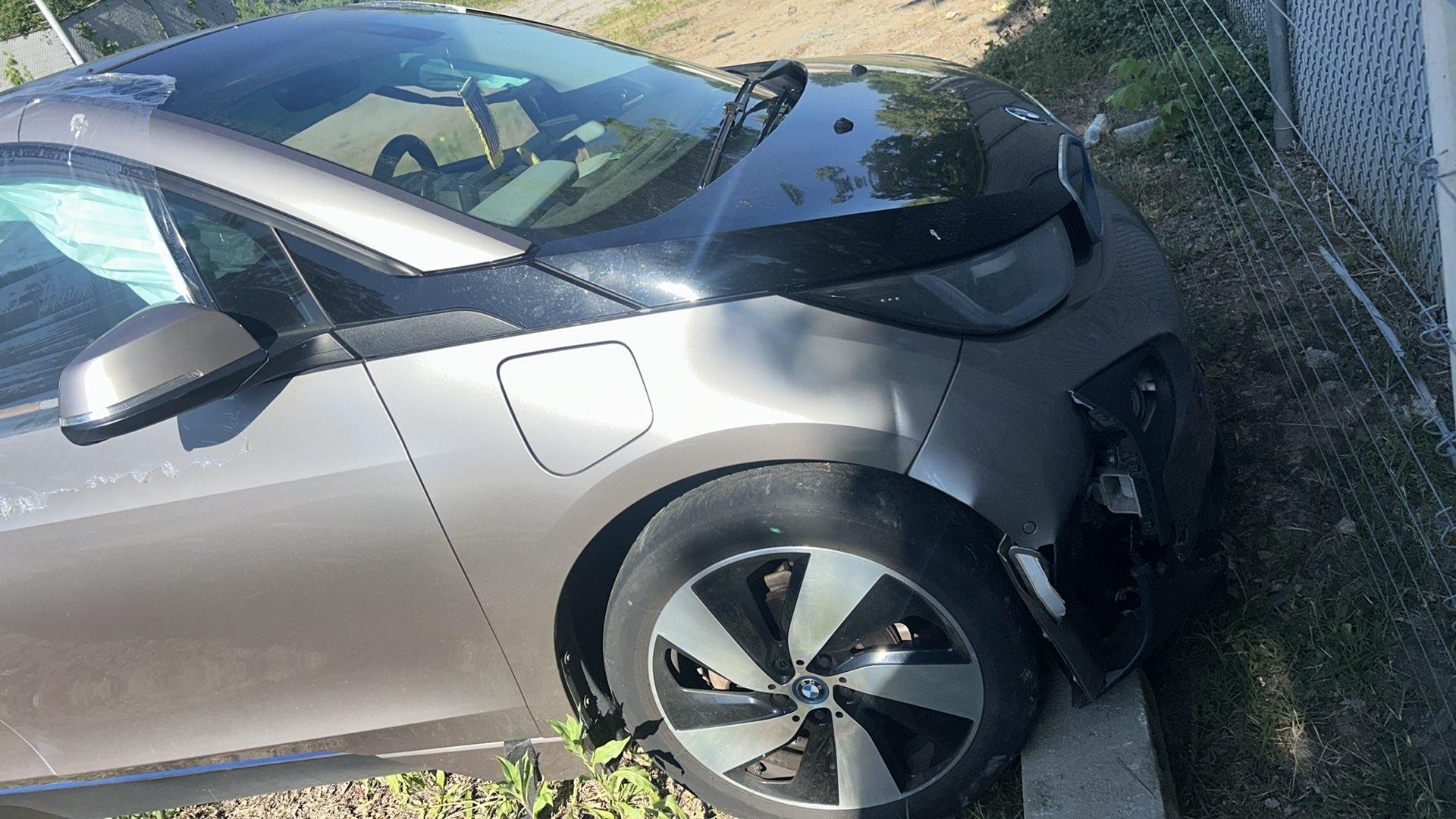 2014 BMW i3 - Title Surrendered